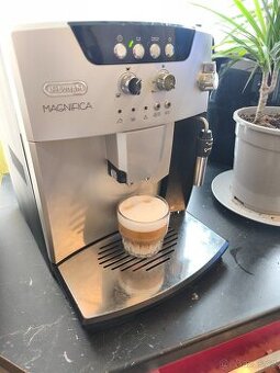 DeLonghi Magnifica