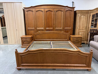 Rustikální dubová ložnice