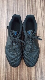 Kopačky kožené černé vel. 37, Decathlon