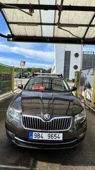 ŠKODA SUPERB 1.8 TSI • 118 kW • 2014 • Facelift • Sedan
