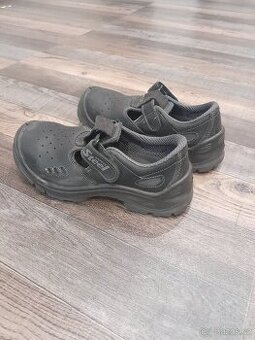 Pracovní sandály Steel