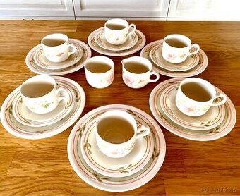 Starý krásný anglický snídaňový porcelán