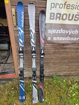 Sjezdové lyže a boty