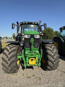 Traktor John Deere 6250R