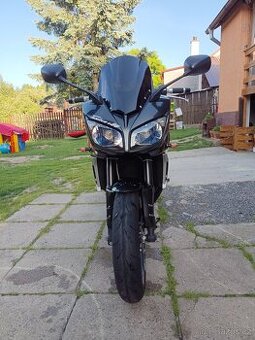 Yamaha FZ1