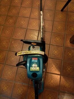 Řetězová pila '' M profesionál " Japonská