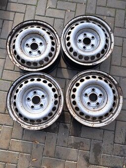 Volkswagen T5, T6 - plechové disky 16",
