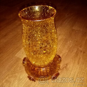 Prodám staré lité české sklo - vázu ,nástolec (autorské).