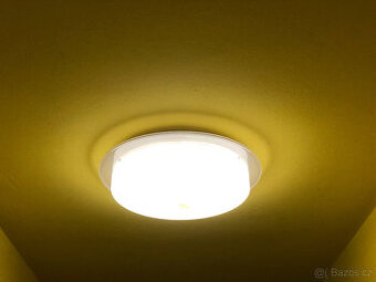 Stropní svítidlo