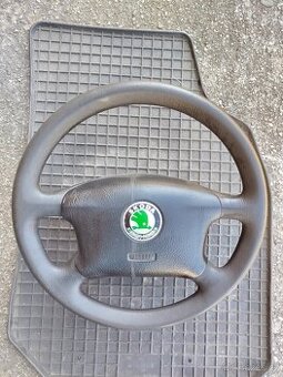 Škoda Octavia 1 volant