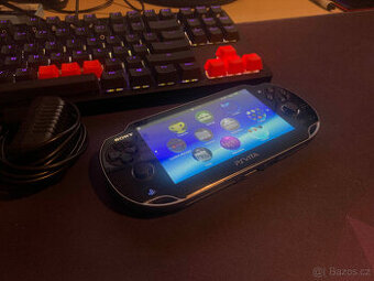PS Vita/Playstation Vita PCH1004 (OLED)