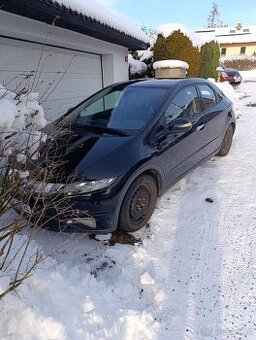 Honda Civic,1,8,104kw,72000km,2007