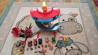 Tlapková věž, velké hasičské auto. Paw patrol