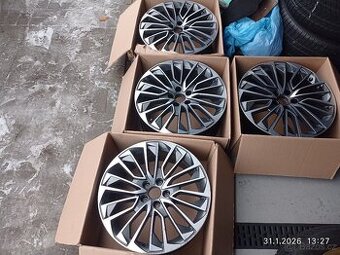 ojediněle 4x al disky 19" ORIGINAL Audi A6 4K C8