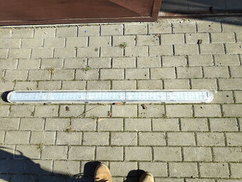 Prachotěsné LED zářivky