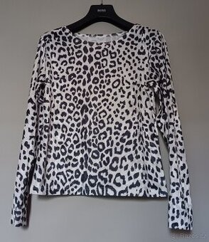 Luxusní zánovní halenka Ritter, velikost M