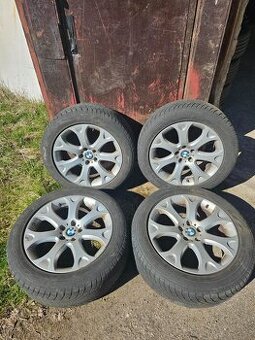 Alu BMW X5 E70 9x19" Typ 211 ET 48 Pneu 255/50/19, 3-4 mm