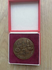 Medaile 100 let Nemocnice ve Slaném