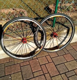 Mavic Ksyrium SL - zapl. Alu silniční kola, jen 1485 g.