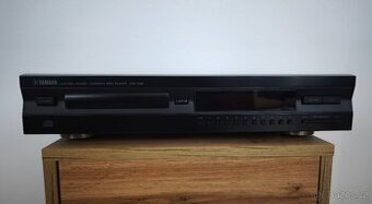 CD přehrávač Yamaha CDX-396