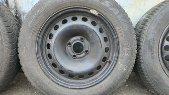 Plechové ráfky a pneu na dojetí. 195/65 R15 Renault Megane