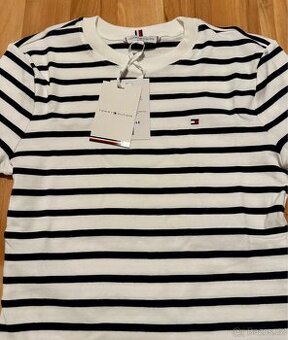 Nové dámské tričko Tommy Hilfiger vel. XS - 1