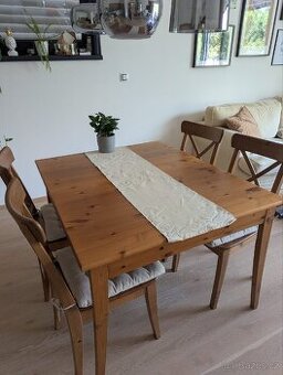 Stůl se židlemi IKEA - 1