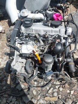 Motor 1.9tdi asv 81kw  škoda octavia