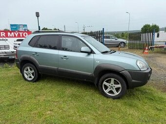 Hyundai TUCSON 2,0 i