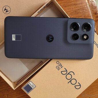 Motorola edge 50 neo 8/256 nový