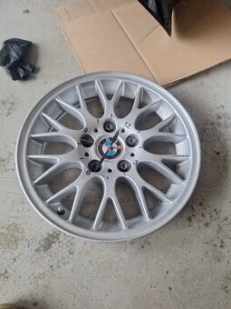 Bmw hodiny