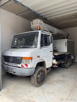 Mercedes Benz Vario 4x4 plošina