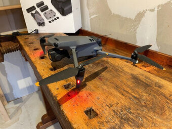 DJI Mavic 3 Fly More Combo (EU) - 4 letové hodiny