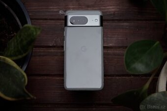 Google Pixel 8  8GB/128GB  ZÁRUKA  + 2 kryty