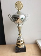 Nový velký sportovní pohár