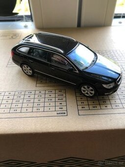 Model Škoda Superb 2 Combi 1:43