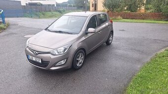 Hyundai i20 1,2 16v 62kw rv.11/2012