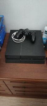 Playstation 4 1TB + 12 her