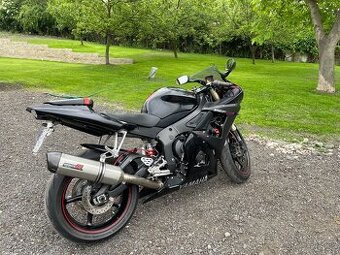 Yamaha yzf r6