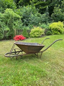 Starožitné kolečko / trakař