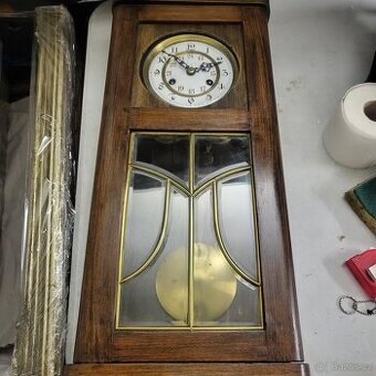 Staré pérové hodiny