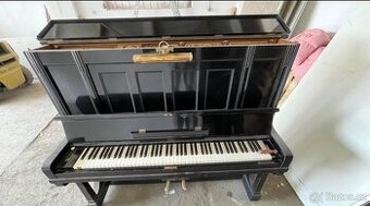 Pianino SCHOLZE – Georgswalde + židle + originální lampička