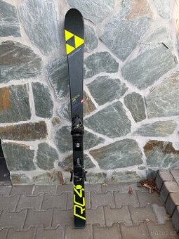 Prodám juniorské lyže Fischer RC Race JR - 140cm