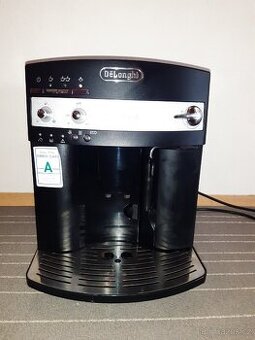 Automatický kávovar DeLonghi ESAM 3000