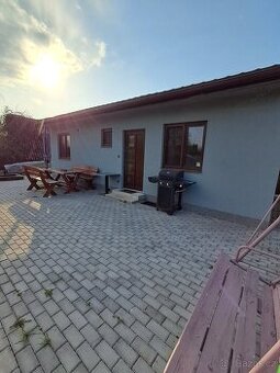 Domeček se zahradou - 1