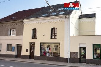 Pronájem bytu 2+1, 70 m², Lázně Bohdaneč, ul. Šípkova