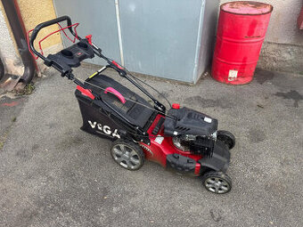 Benzinová sekačka Vega