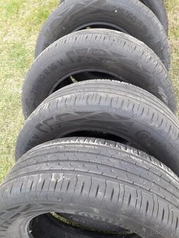 215/60/16 LETNÍ CONTINENTAL