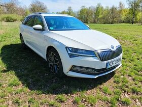 Škoda Superb iV Laurin&Klement 160kw,webasto,matrix,panorama