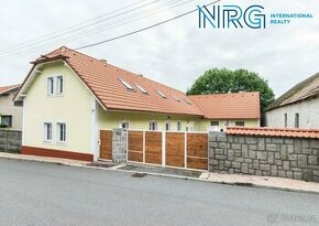 Prodej rodinného domu 7+1, 430 m2, Černé Voděrady - 1